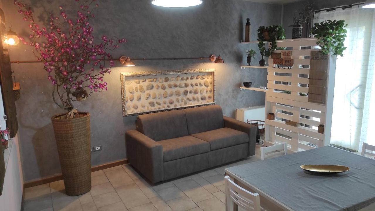 Appartamento Balcone Fiorito Fonzolo エクステリア 写真