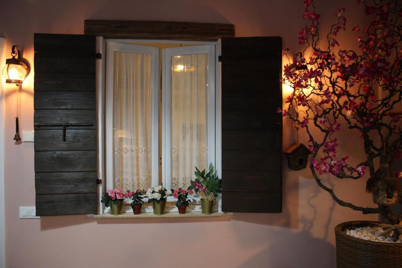 Appartamento Balcone Fiorito Fonzolo エクステリア 写真